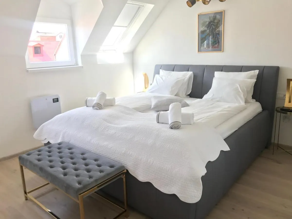 Appartement Ab Ljubljana - The Princess Castle Triplex